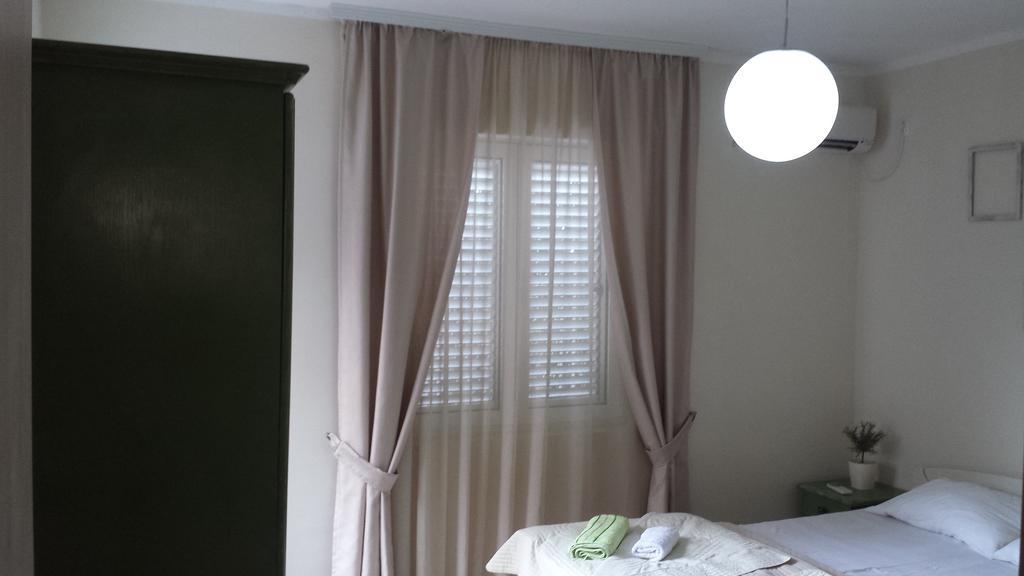 Apartments Fortunella Budva Phòng bức ảnh