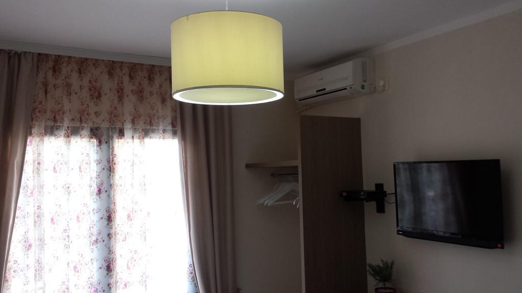 Apartments Fortunella Budva Phòng bức ảnh
