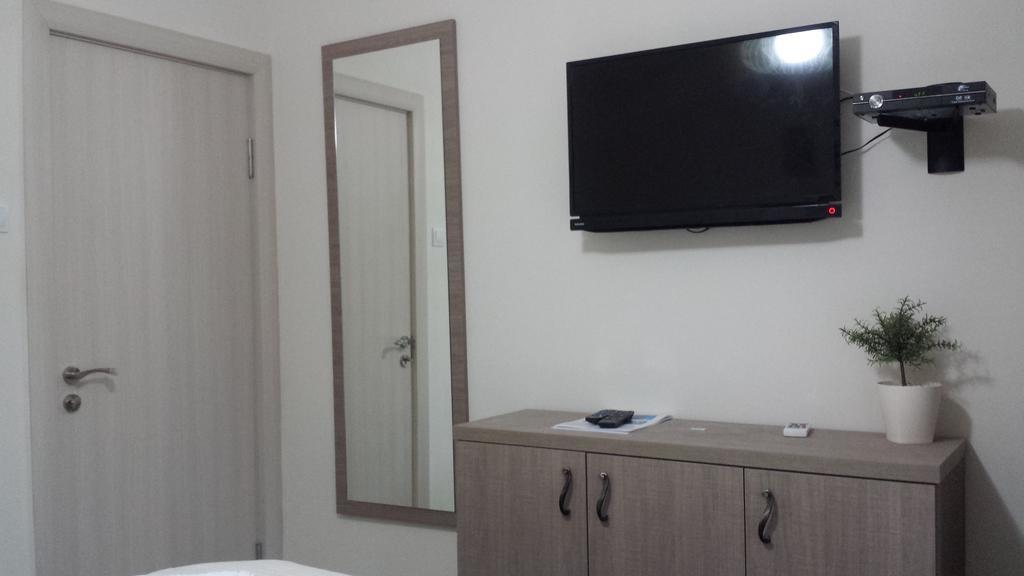Apartments Fortunella Budva Phòng bức ảnh