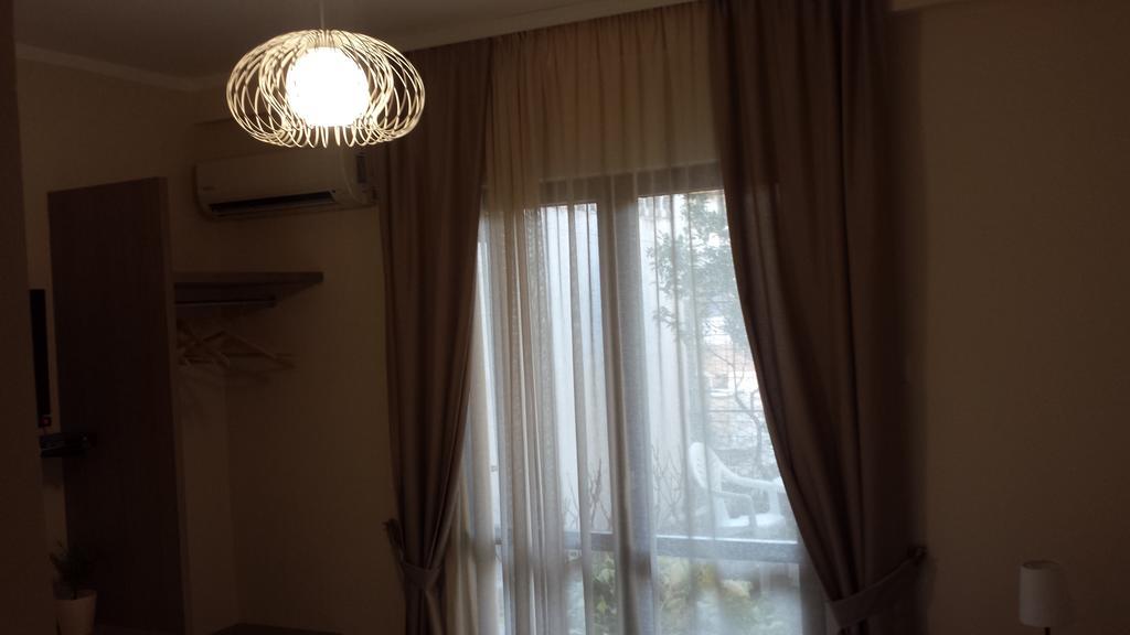 Apartments Fortunella Budva Phòng bức ảnh