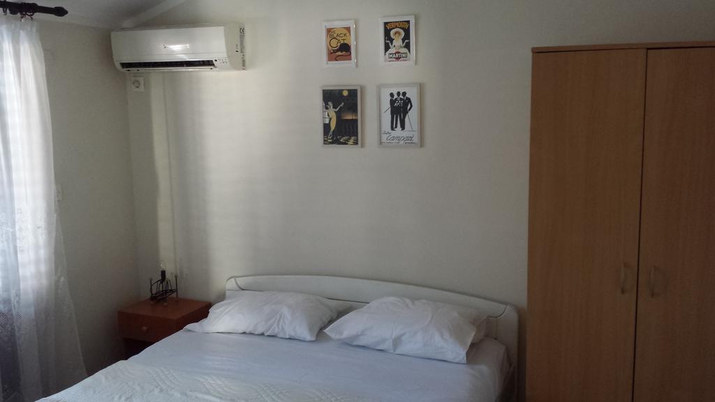 Apartments Fortunella Budva Phòng bức ảnh