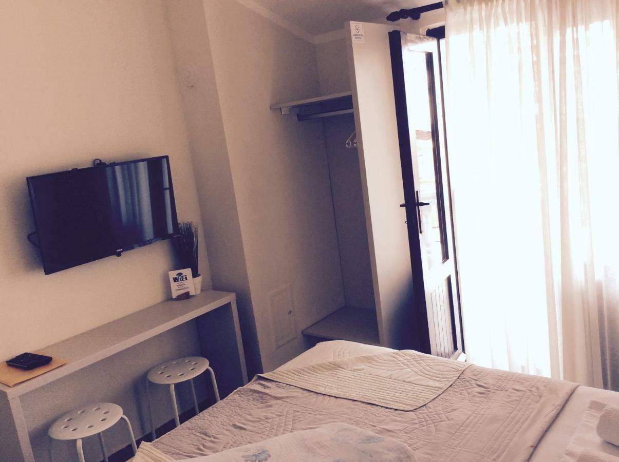 Apartments Fortunella Budva Phòng bức ảnh